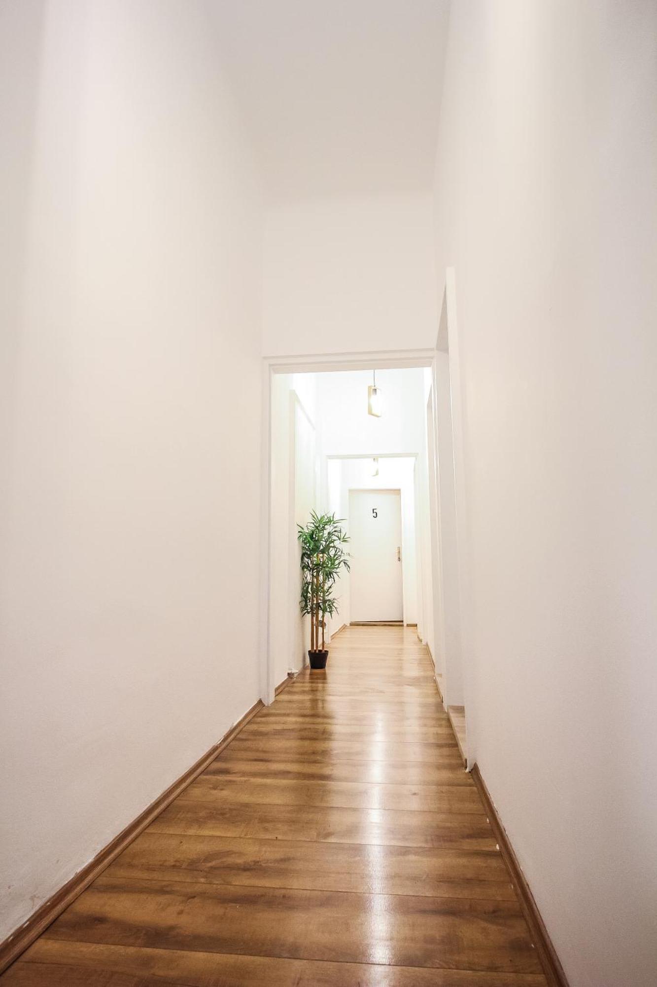 Comfortable Accommodations In The Alterlaa Area Lv6 Вена Экстерьер фото